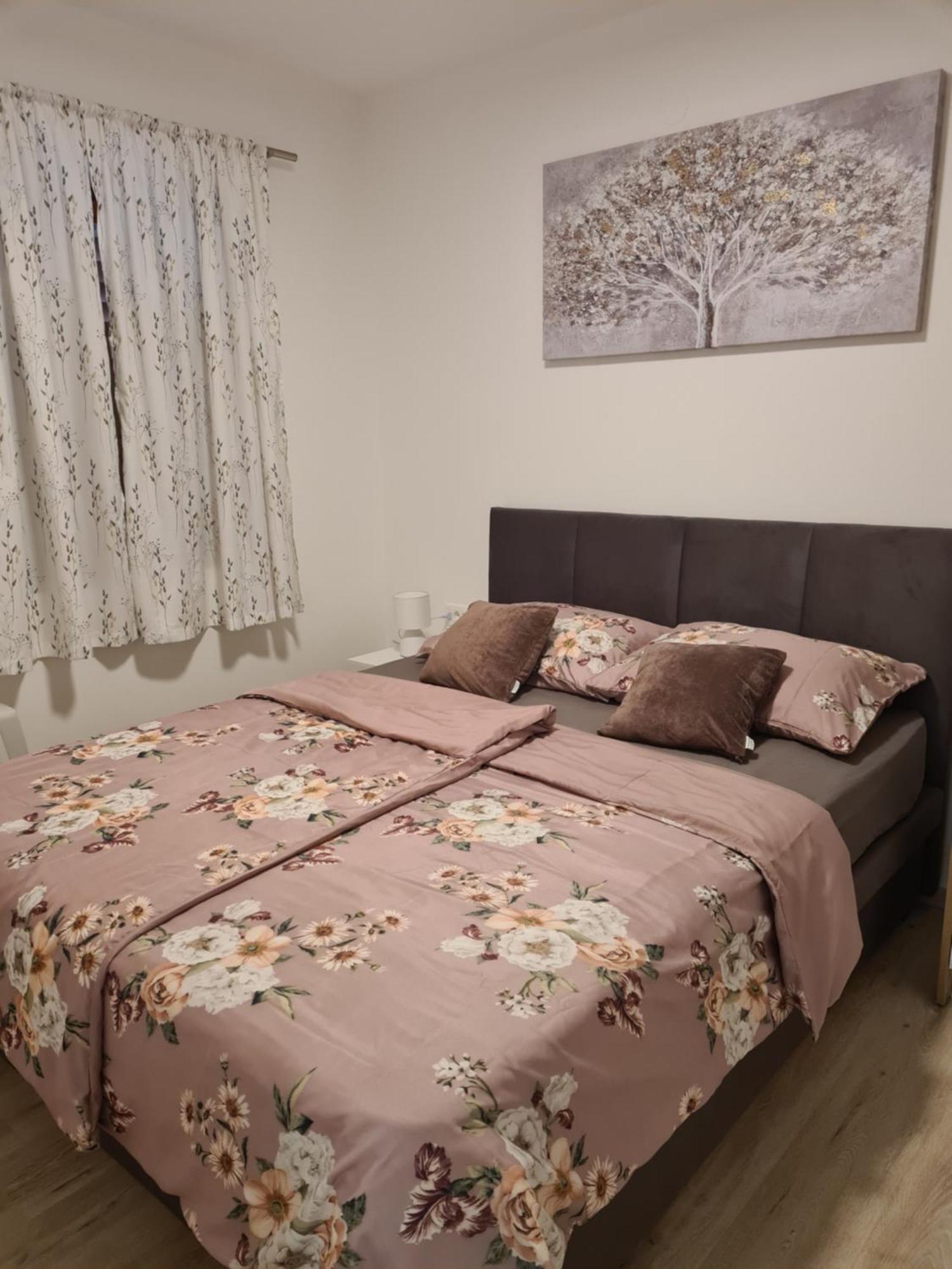 Apartments Petrovic ชิโล ภายนอก รูปภาพ