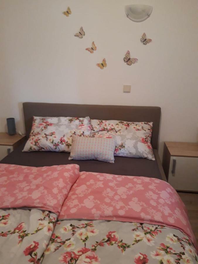 Apartments Petrovic ชิโล ภายนอก รูปภาพ